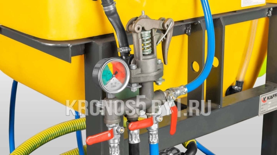 Опрыскиватель полевой навесной Kaffa 300/1 (300 л)